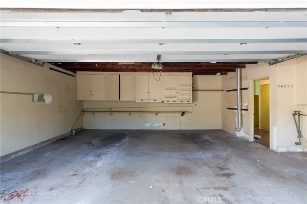 a view of a garage