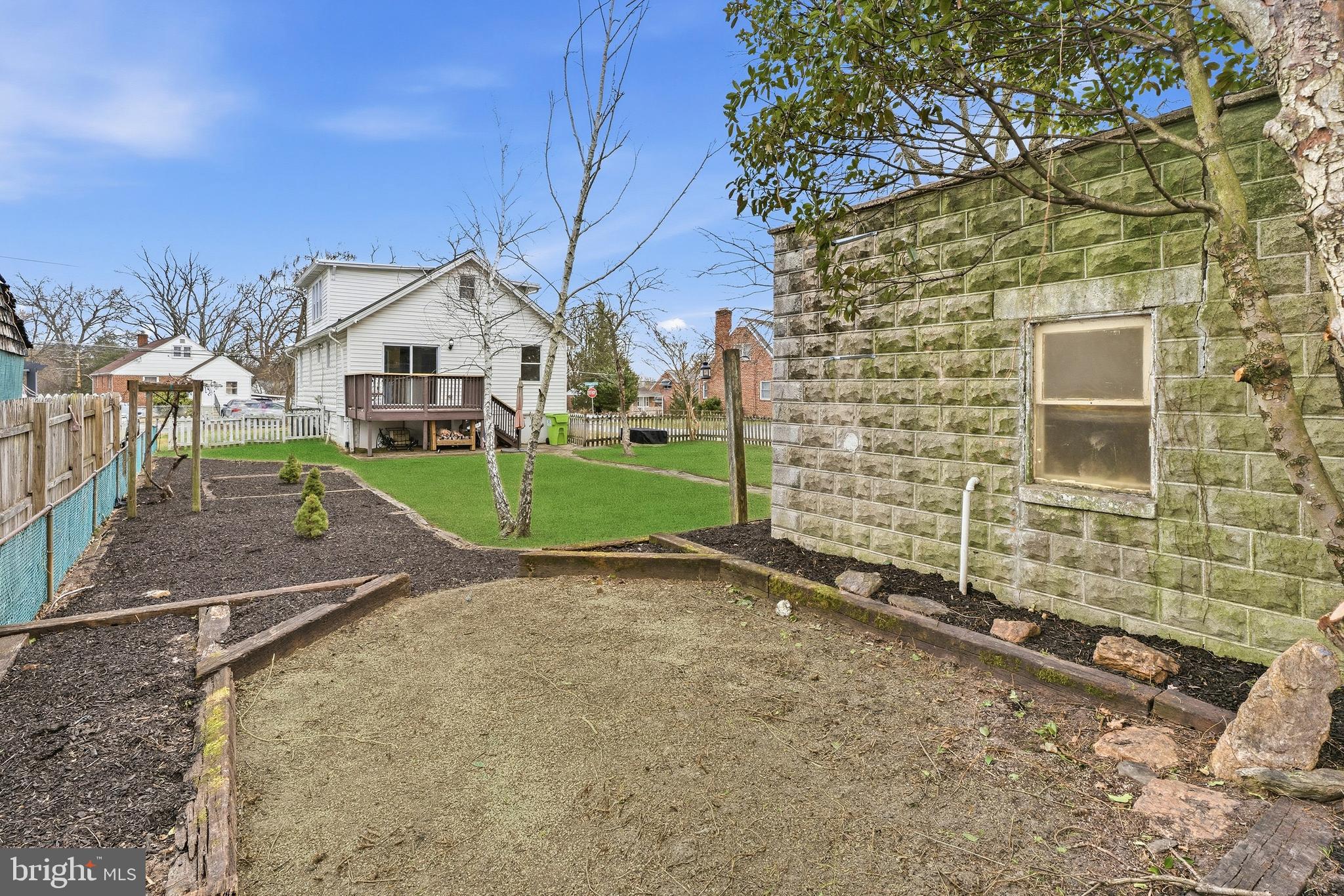 8000 Oakleigh Road Baltimore, MD 21234 - Photo 36 of 37 Rear Exterior