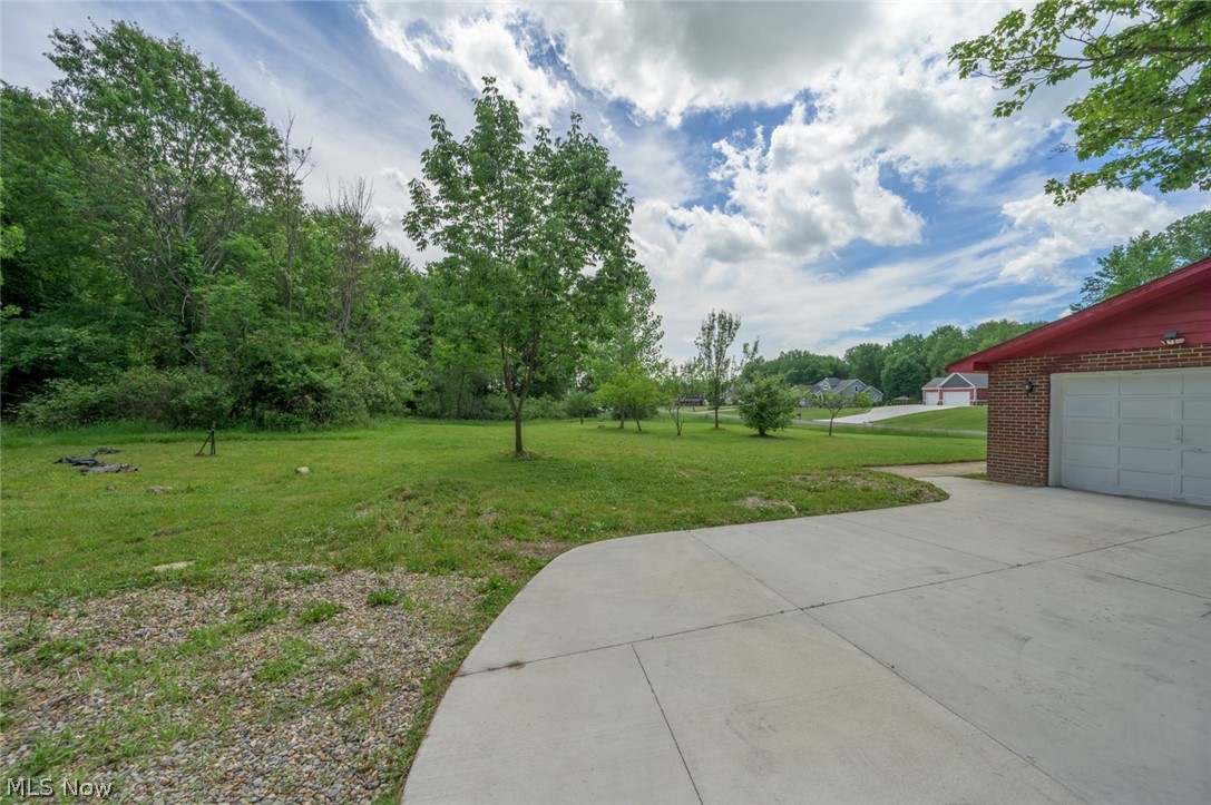 3072 Tallmadge Road Kent, OH 44240 - Photo 6 of 33 Concrete driveway