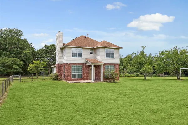 $3,000 | 1083 Old Highway 36, Bellville, TX 77418