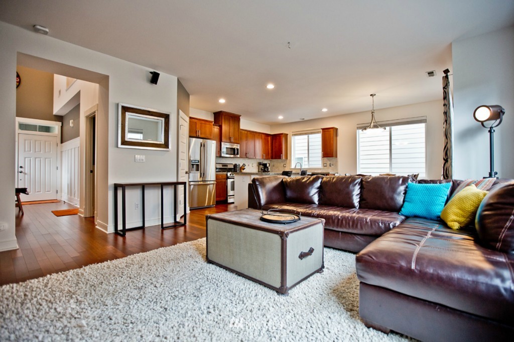 18331 38th Drive Southeast Bothell, WA 98012 - Photo 2 of 24 Gallery Image 2