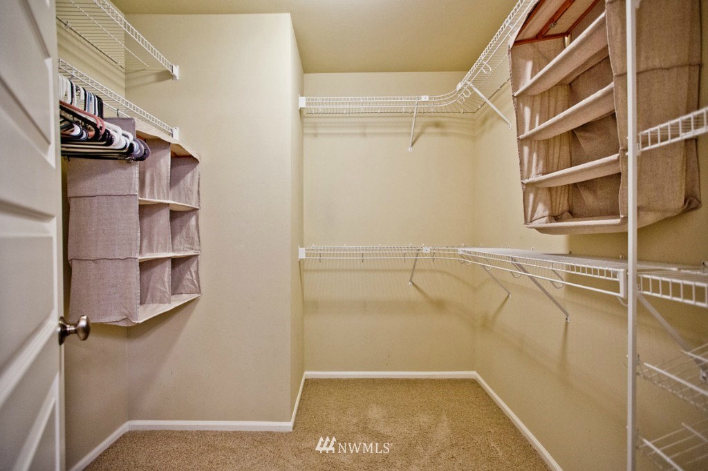 18331 38th Drive Southeast Bothell, WA 98012 - Photo 17 of 24 Gallery Image 17