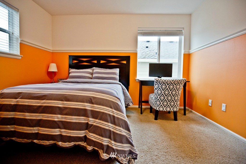 18331 38th Drive Southeast Bothell, WA 98012 - Photo 20 of 24 Gallery Image 20