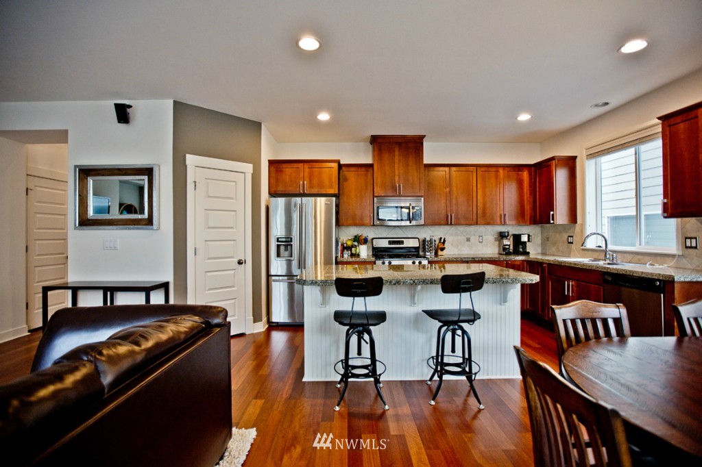 18331 38th Drive Southeast Bothell, WA 98012 - Photo 6 of 24 Gallery Image 6