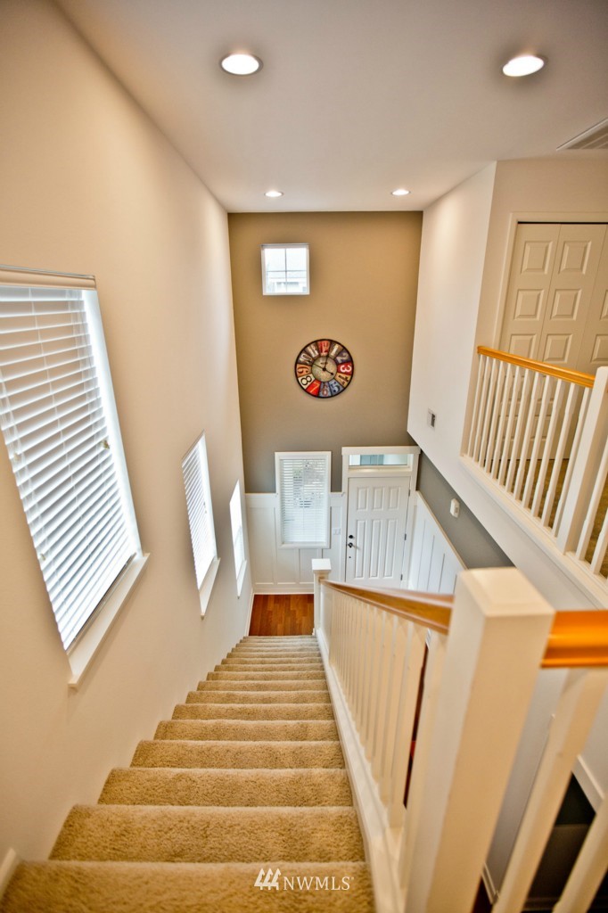 18331 38th Drive Southeast Bothell, WA 98012 - Photo 10 of 24 Gallery Image 10