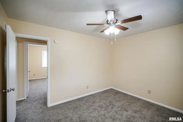 $160,000 | 2705 West Millbrook Court, Peoria, IL 61615