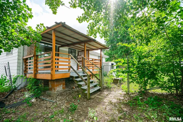 $160,000 | 2705 West Millbrook Court, Peoria, IL 61615