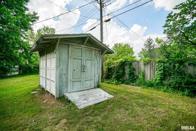 $160,000 | 2705 West Millbrook Court, Peoria, IL 61615