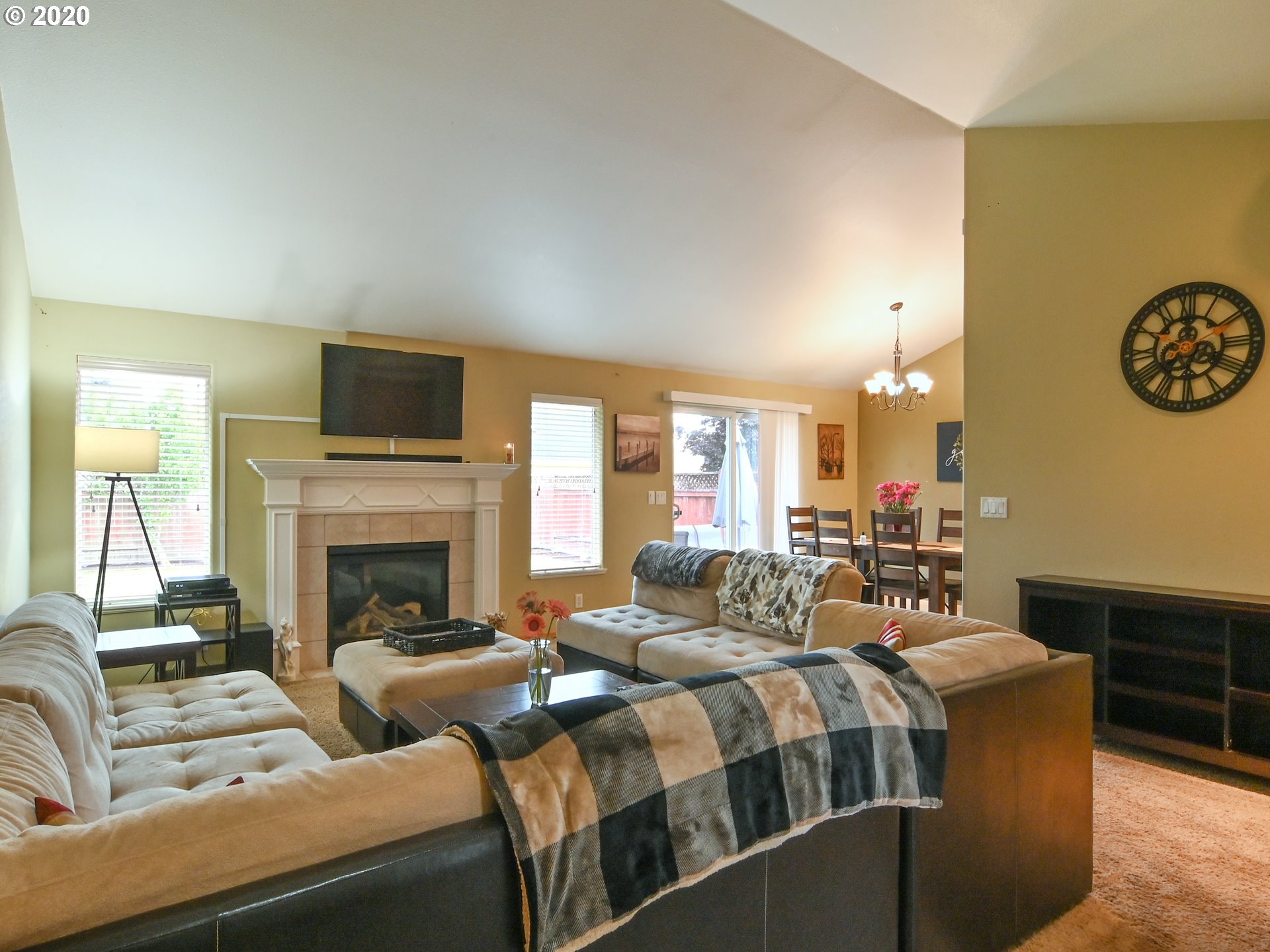 6056 Rombauer Road Eugene, OR 97402 - Photo 4 of 31 Gallery Image 4