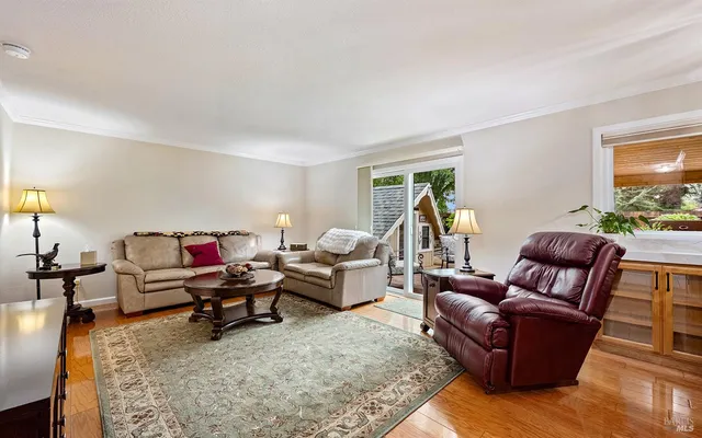 $1,175,000 | 8091 Hill Drive, Sebastopol, CA 95472