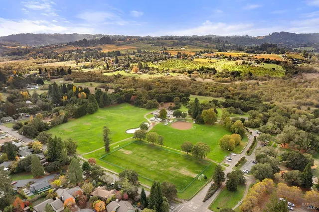 $1,175,000 | 8091 Hill Drive, Sebastopol, CA 95472