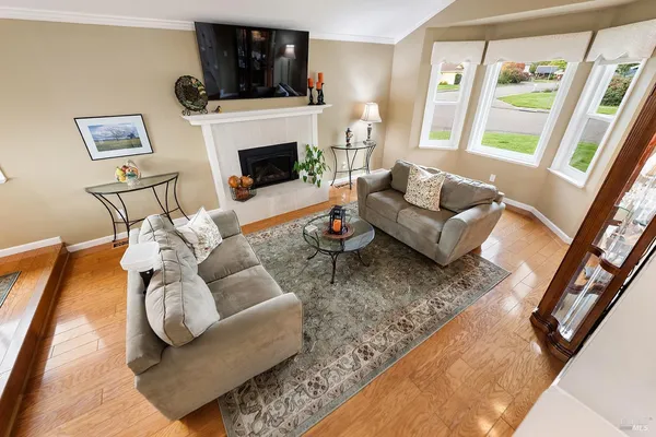 $999,000 | 8091 Hill Drive, Sebastopol, CA 95472