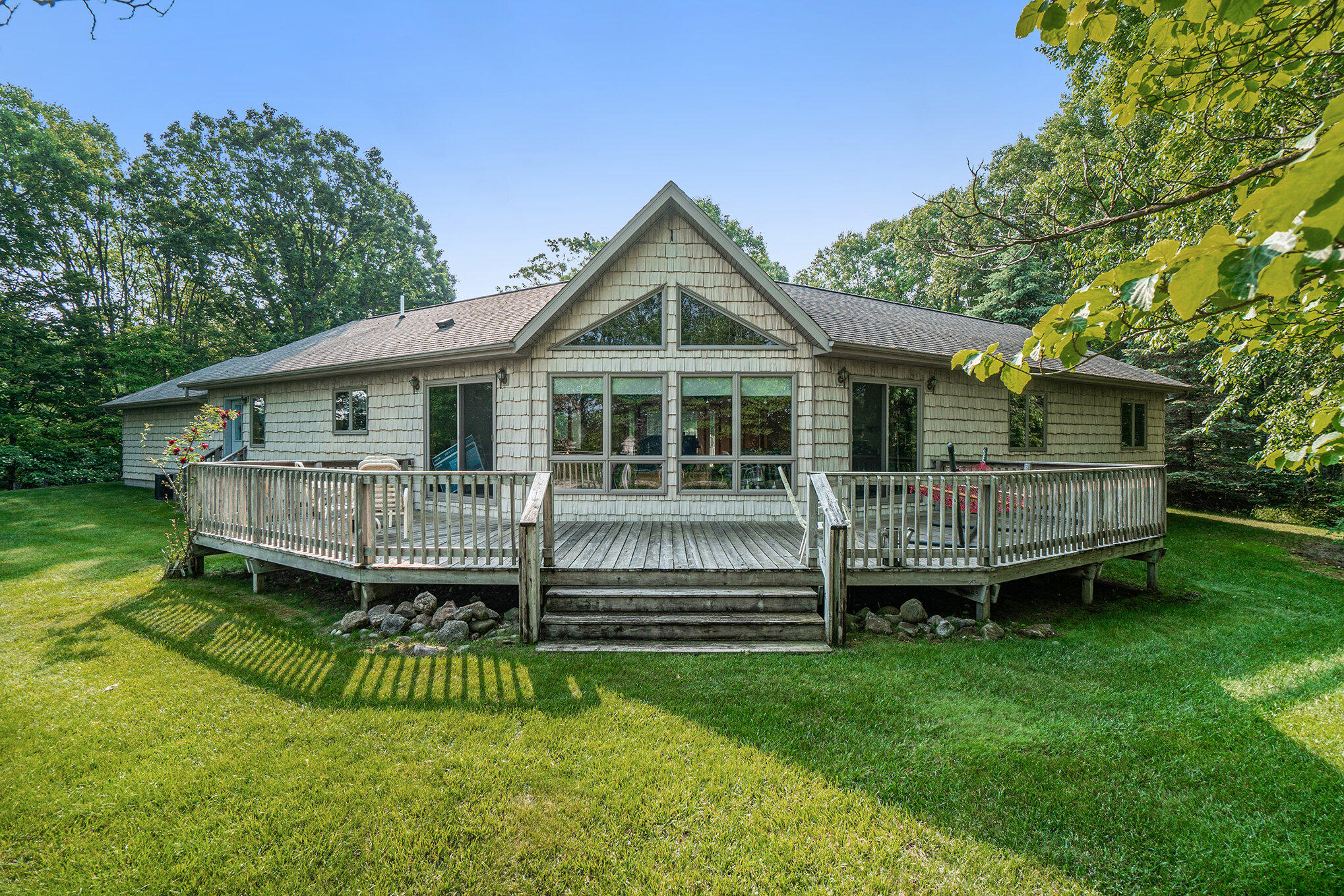 2715 Siuda Road Manistee, MI 49660 - Photo 1 of 21 009_dsc08299