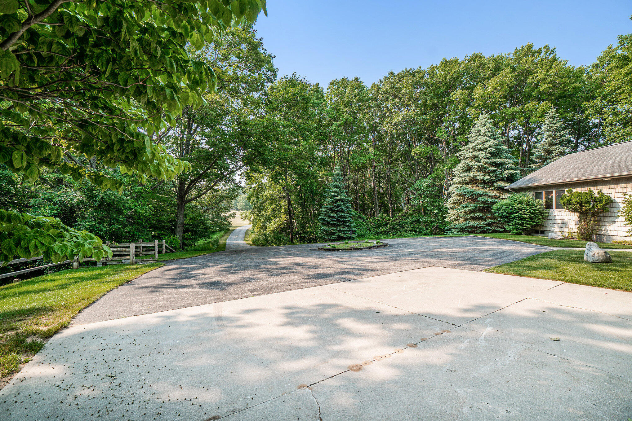 2715 Siuda Road Manistee, MI 49660 - Photo 16 of 21 001_dsc08302