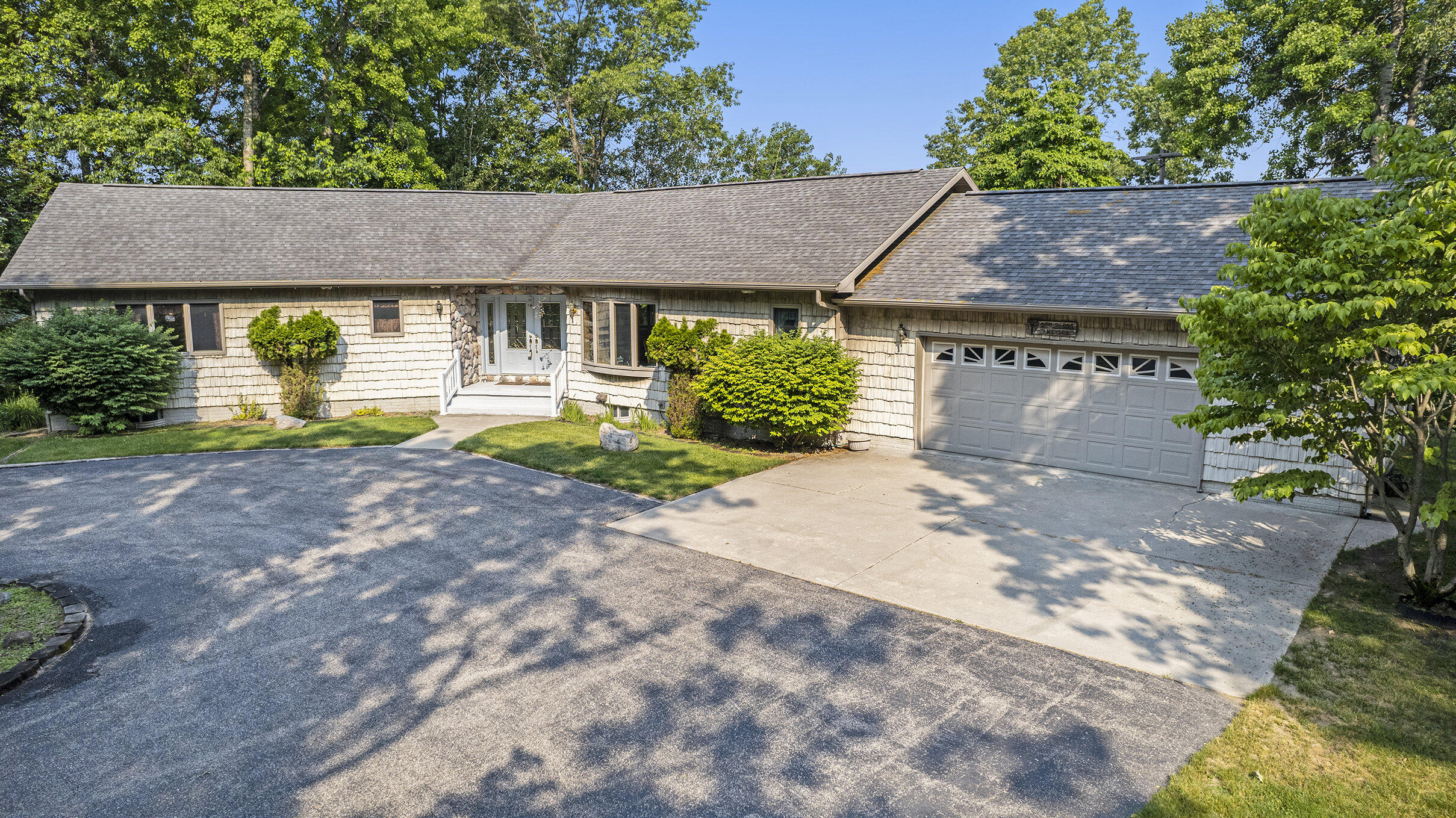 2715 Siuda Road Manistee, MI 49660 - Photo 18 of 21 013_dji_0538