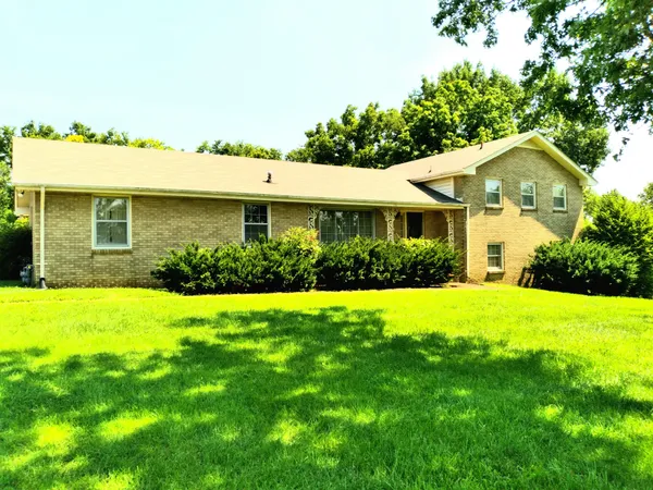 $399,900 | 304 Loretta Drive, Goodlettsville, TN 37072