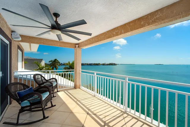 $3,875,000 | 414 Caribbean Drive East, Summerland Key, FL 33042