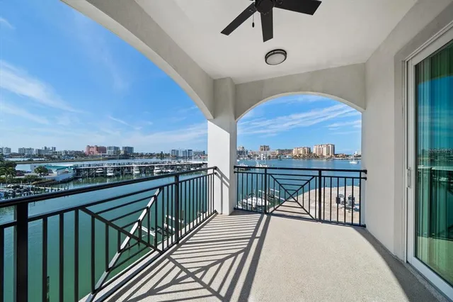 $1,195,000 | 211 Dolphin Point, Unit 403, Clearwater Beach, FL 33767