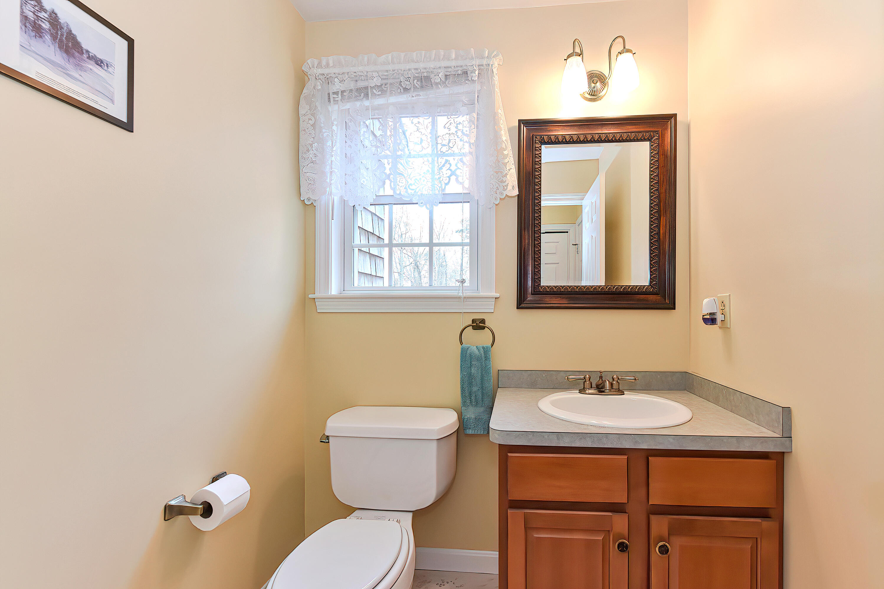 38 Crowell Road Sagamore Beach, MA 02562 - Photo 16 of 37 75