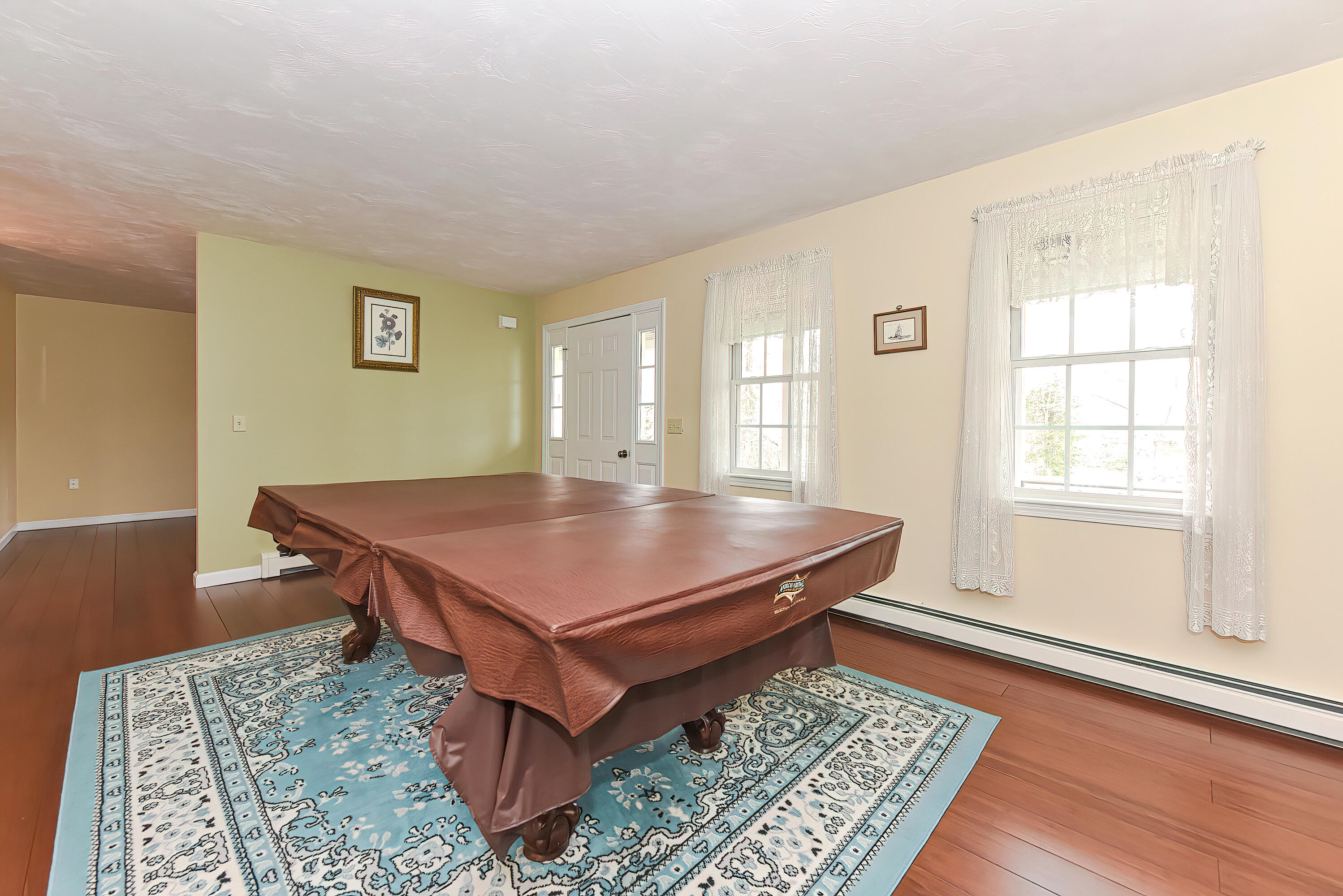 38 Crowell Road Sagamore Beach, MA 02562 - Photo 9 of 37 63