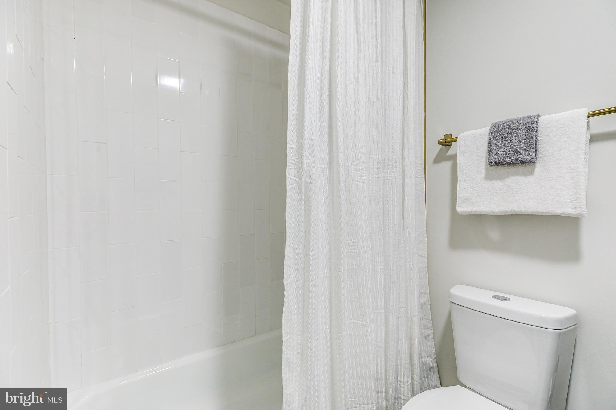 24524 Fossen Road Damascus, MD 20872 - Photo 34 of 49 Gallery Image 34