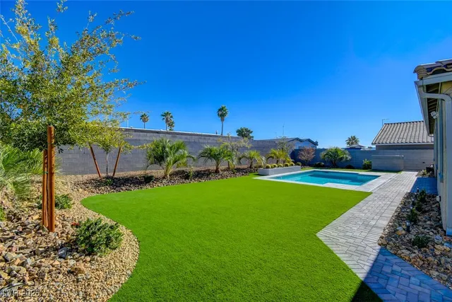 $839,000 | 1429 Cattail Falls Street, Boulder City, NV 89005