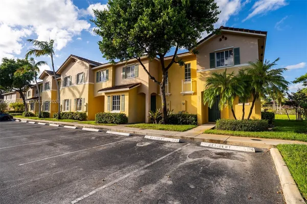 $2,450 | 6051 Southwest 19th Place, North Lauderdale, FL 33068