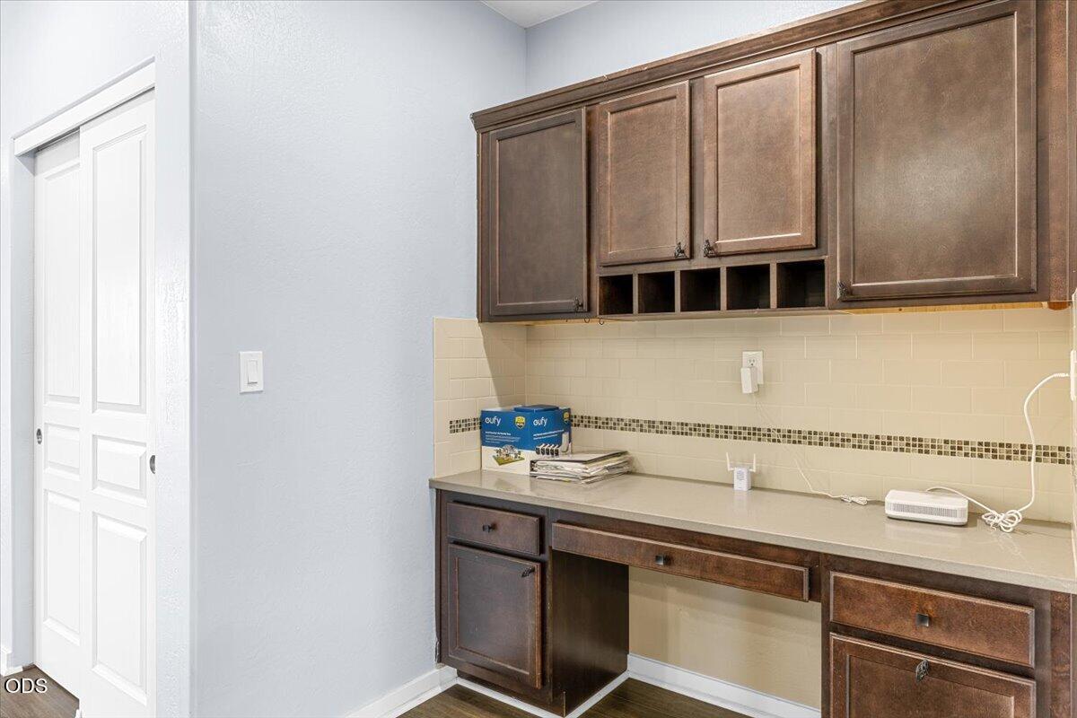 1403 Spring Street Medford, OR 97504 - Photo 9 of 20 Gallery Image 9
