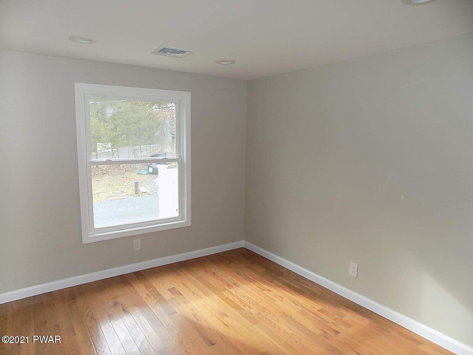 135 Christian Hill Road Milford, PA 18337 - Photo 7 of 13