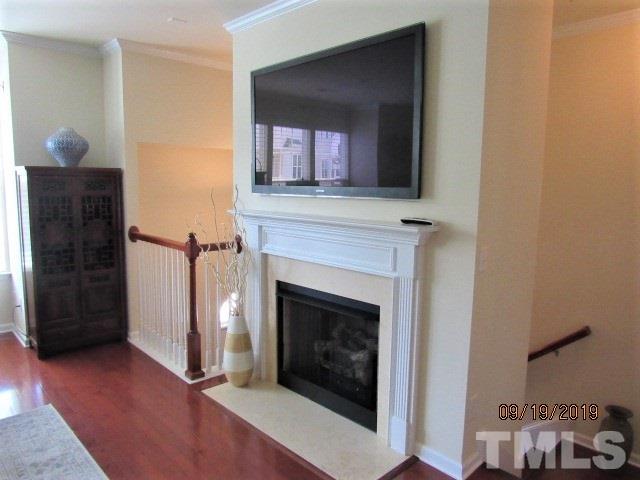 6138 Braidwood Court Raleigh, NC 27612 - Photo 4 of 30 Gallery Image 4