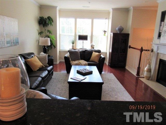 6138 Braidwood Court Raleigh, NC 27612 - Photo 5 of 30 Gallery Image 5