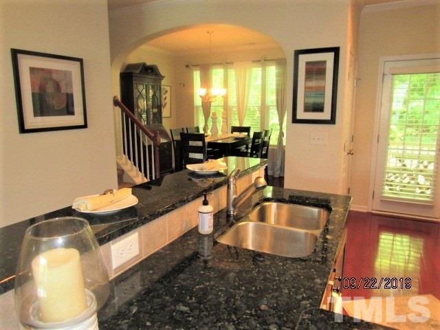 6138 Braidwood Court Raleigh, NC 27612 - Photo 10 of 30 Gallery Image 10