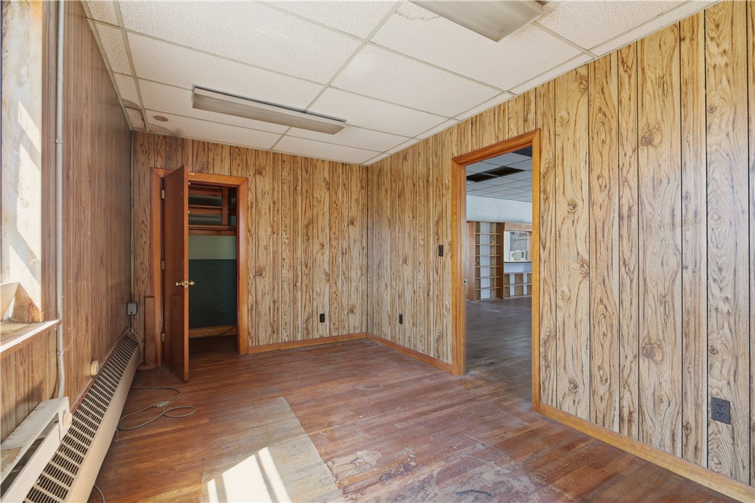 1449 Main Road Tiverton, RI 02878 - Photo 25 of 44 Gallery Image 25