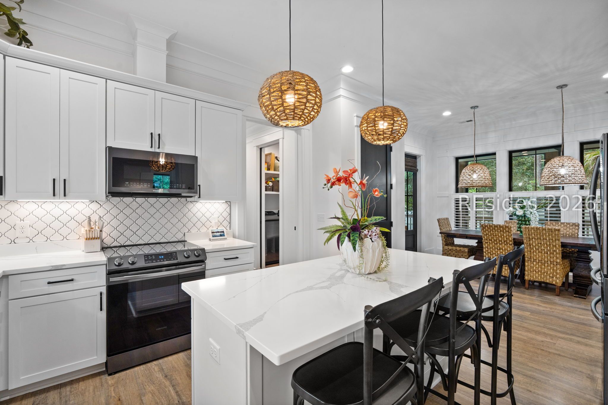 25 Pritchard Street Bluffton, SC 29910 - Photo 12 of 64 Modern and functional kitchen