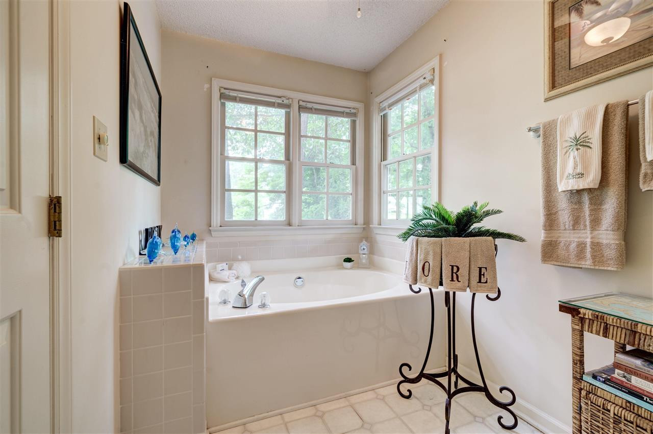 1709 Kingston Heath Way Raleigh, NC 27604 - Photo 12 of 30 Photo 12