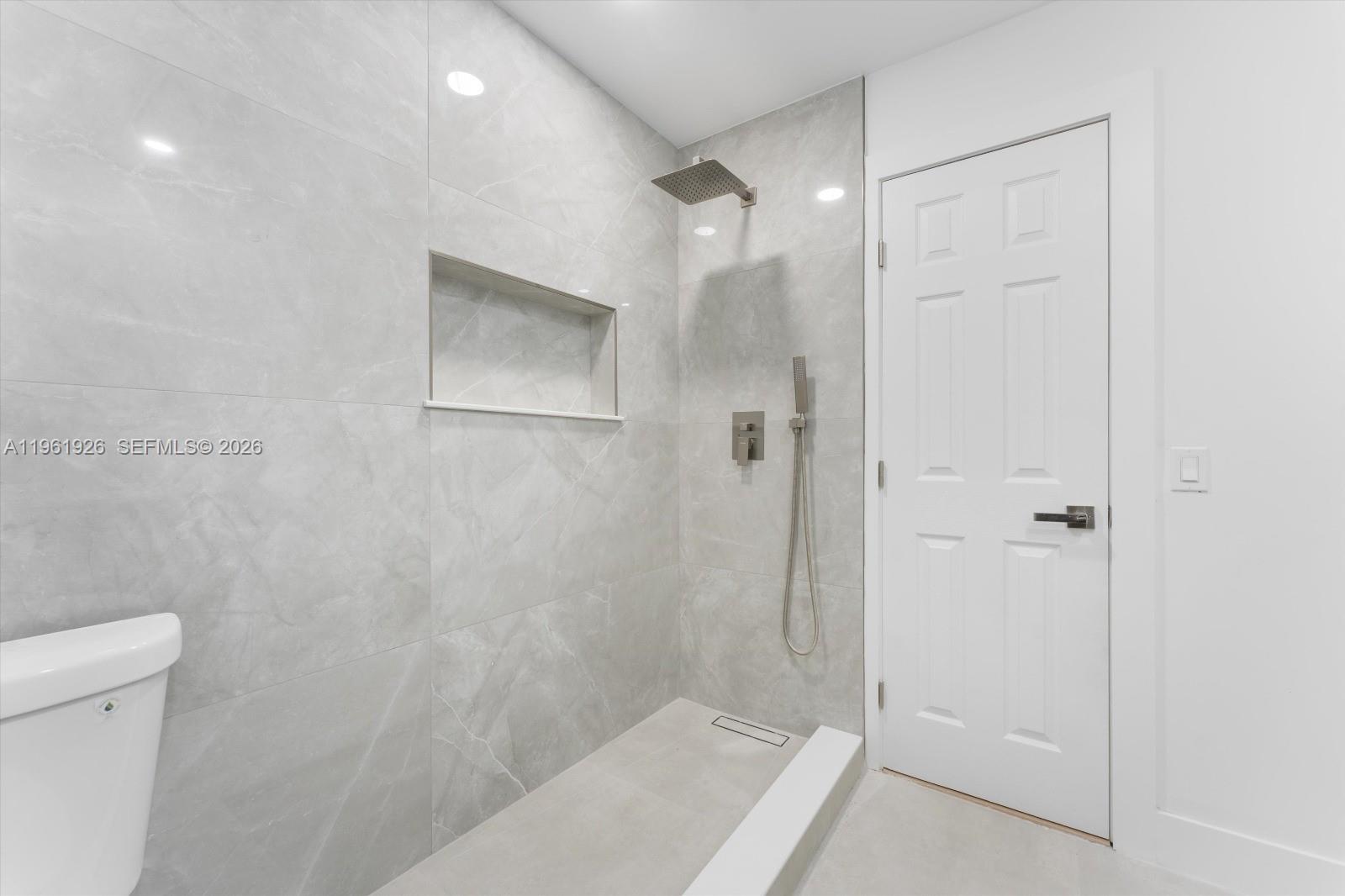 6231 Northwest 18th Street Sunrise, FL 33313 - Photo 13 of 20