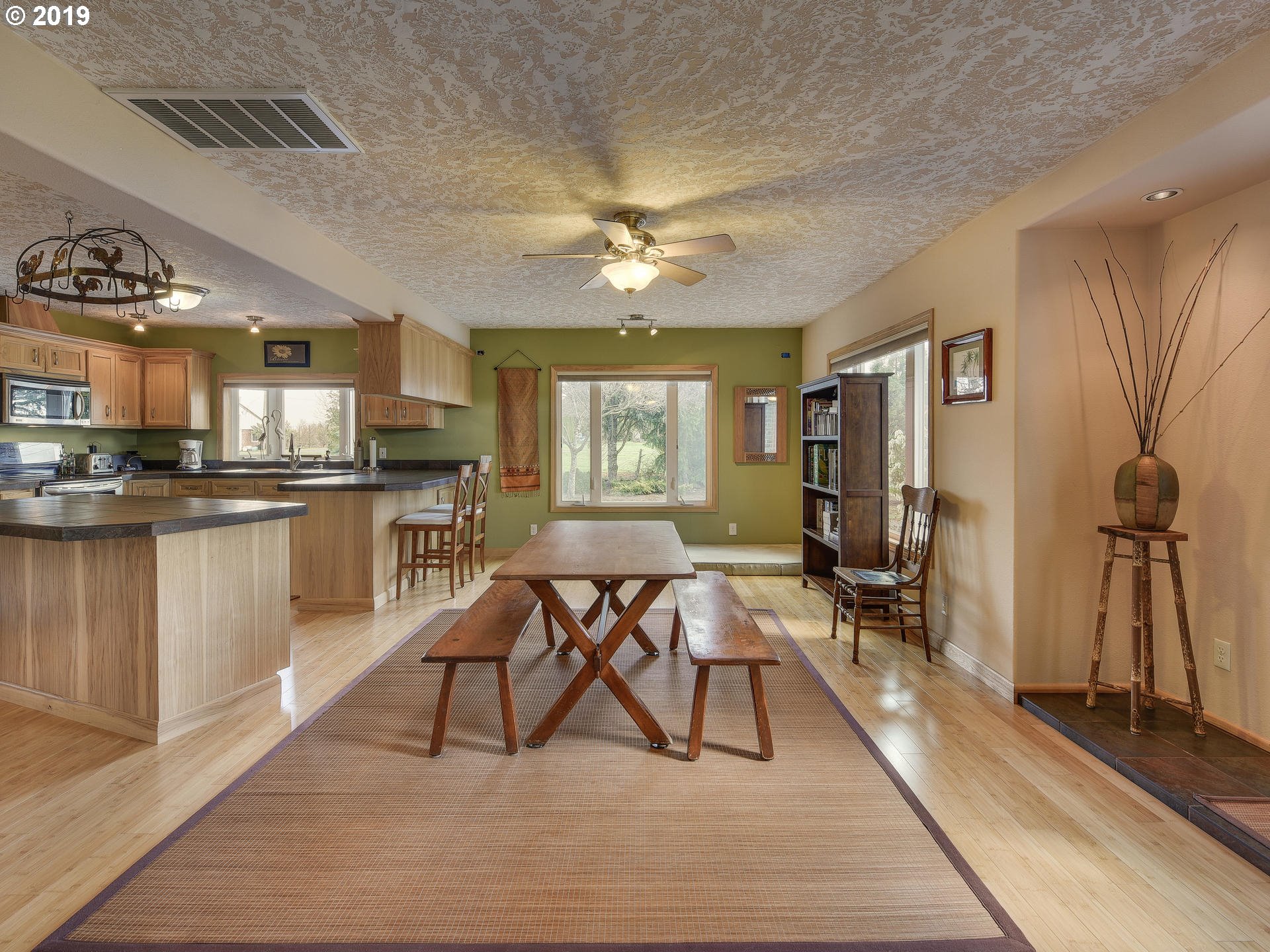 28821 Southeast Powell Valley Road Gresham, OR 97080 - Photo 13 of 32