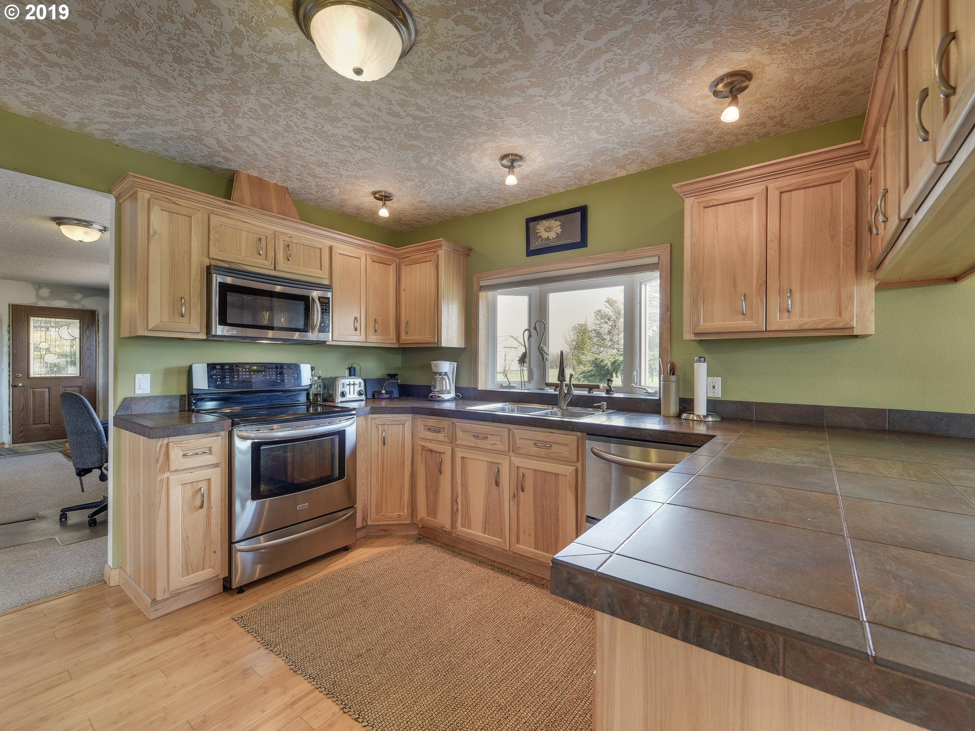 28821 Southeast Powell Valley Road Gresham, OR 97080 - Photo 15 of 32