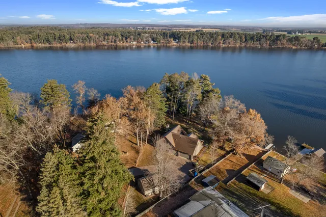 $995,000 | 2608 B 7 1/4 Avenue, Chetek, WI 54728