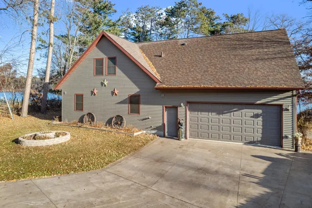 $995,000 | 2608 B 7 1/4 Avenue, Chetek, WI 54728