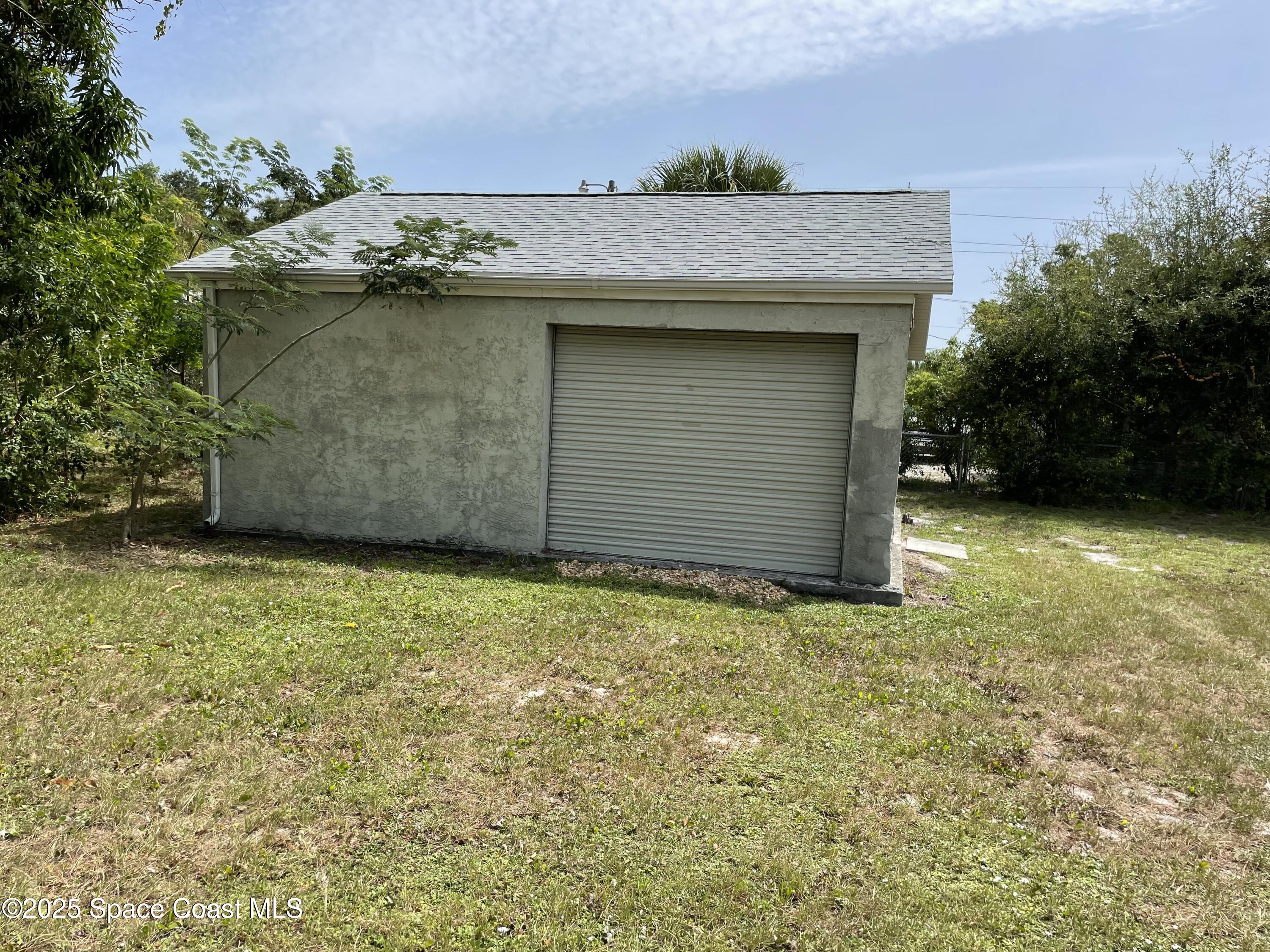 2273 Highland Avenue Melbourne, FL 32935 - Photo 7 of 20