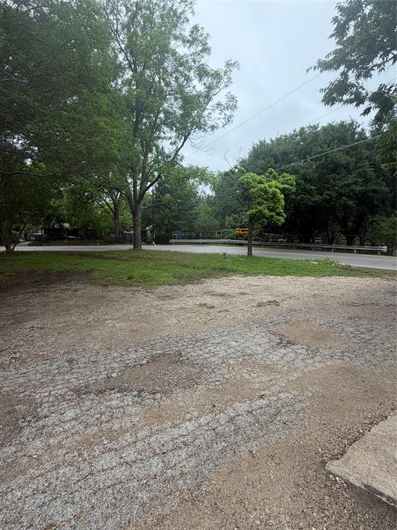 5572 Forney Road Dallas, TX 75227 - Photo 3 of 3