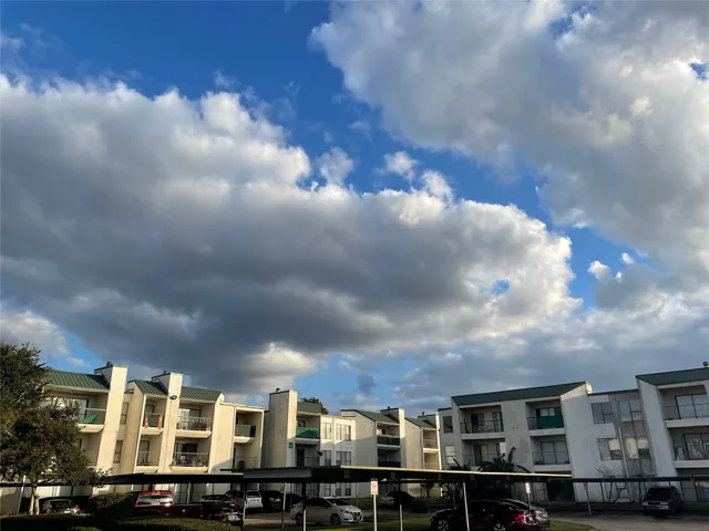 $925 | 2824 South Bartell Drive, Unit 311, Houston, TX 77054