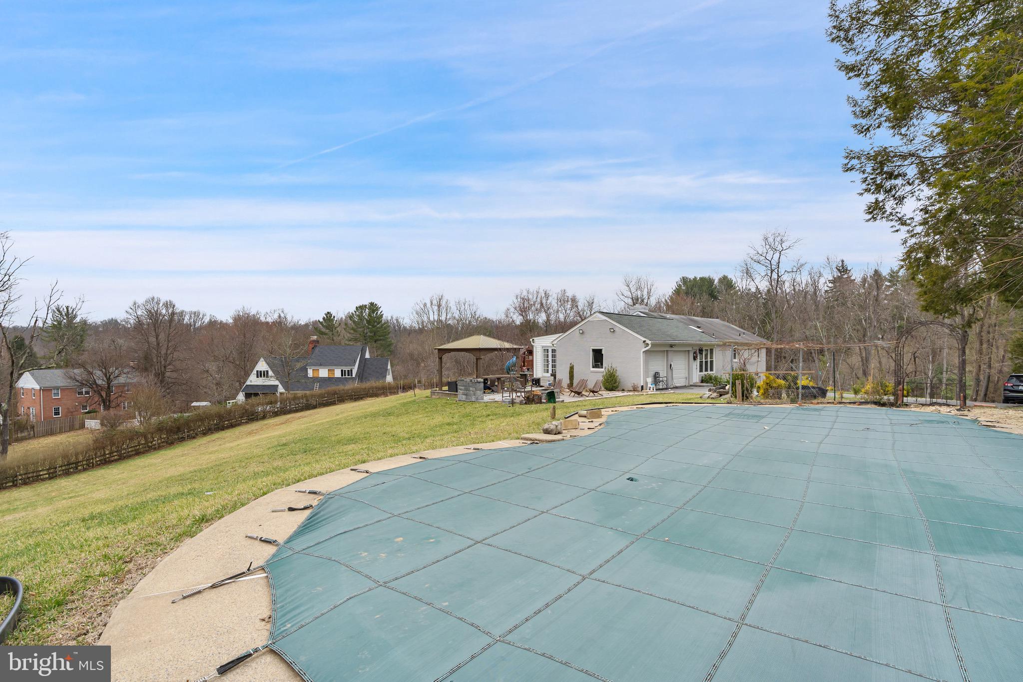10022 Colvin Run Road Great Falls, VA 22066 - Photo 32 of 33 Outdoor Pool
