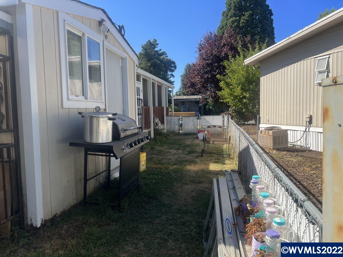 4915 Swegle Road Northeast, Unit 5 Salem, OR 97301 - Photo 9 of 12