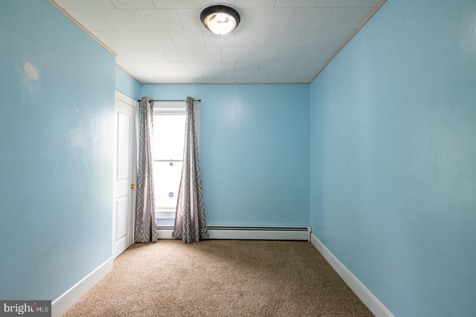 39 Seminary Avenue Reading, PA 19605 - Photo 16 of 24