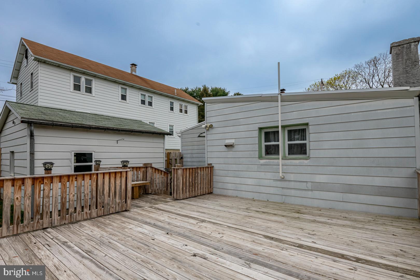 39 Seminary Avenue Reading, PA 19605 - Photo 18 of 24