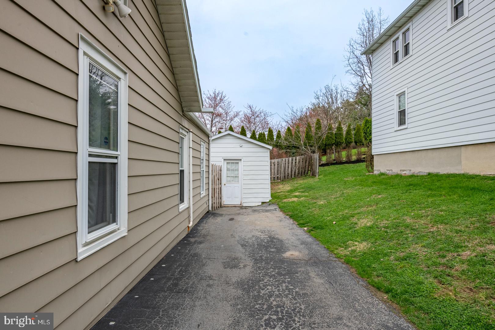 39 Seminary Avenue Reading, PA 19605 - Photo 21 of 24