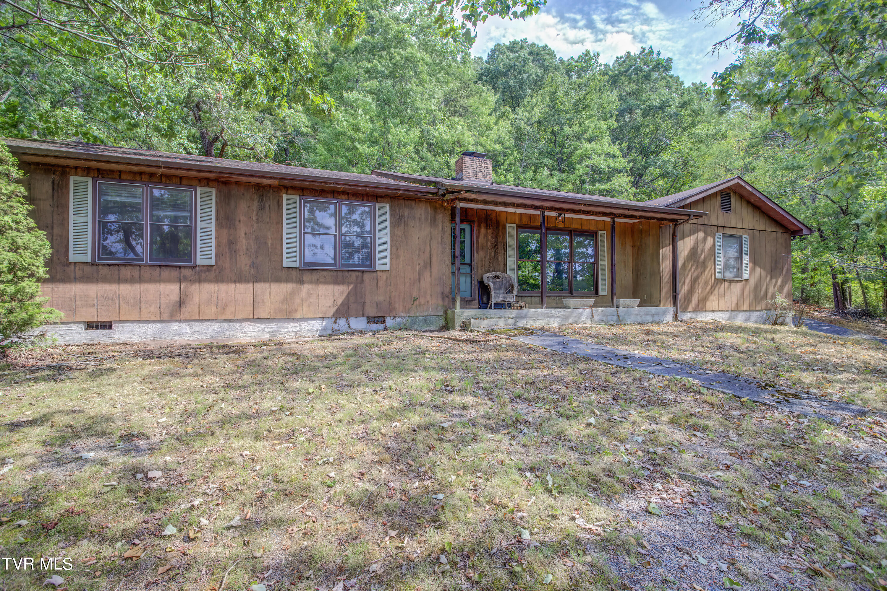 1732 Clifton Road Bristol, TN 37620 - Photo 1 of 31 1732 Clifton Rd (27)