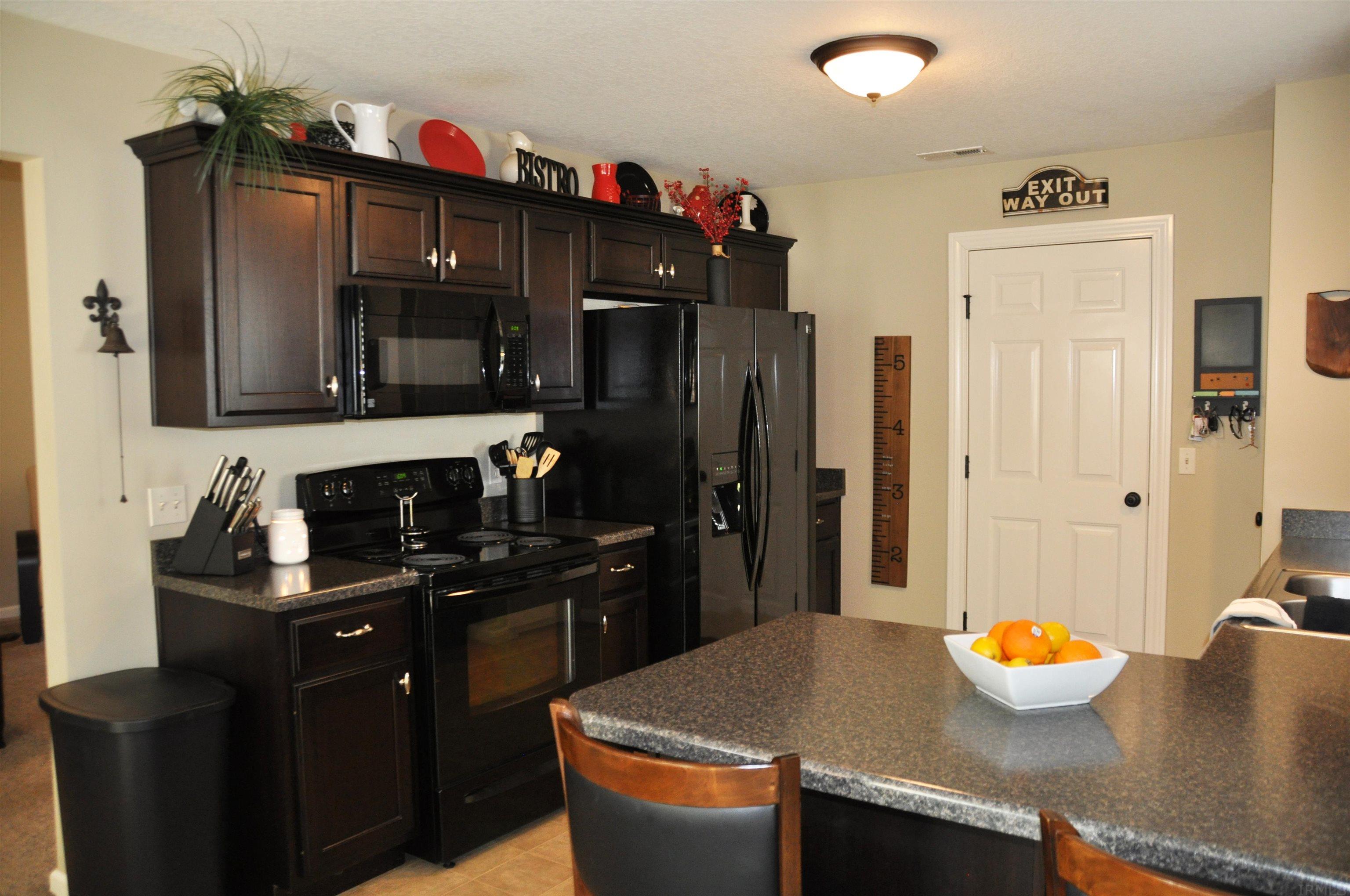 2523 Stonecrop Road Huntertown, IN 46748 - Photo 11 of 23